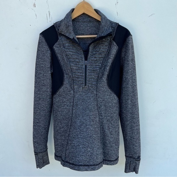 Lululemon Run Your Heart Out Size 8 Gray‎ Sweater w Thumbholes Activewear Yoga - Picture 3 of 15